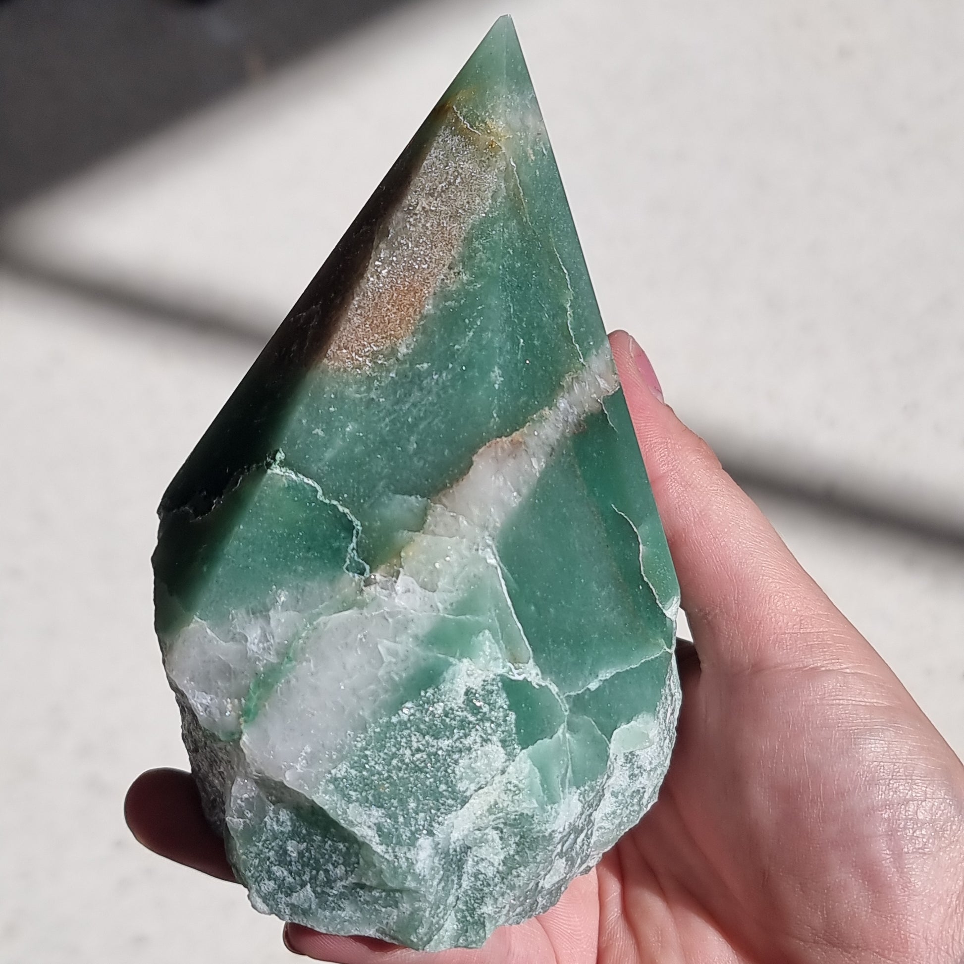 Green aventurine semi polished point - Rivendell Shop