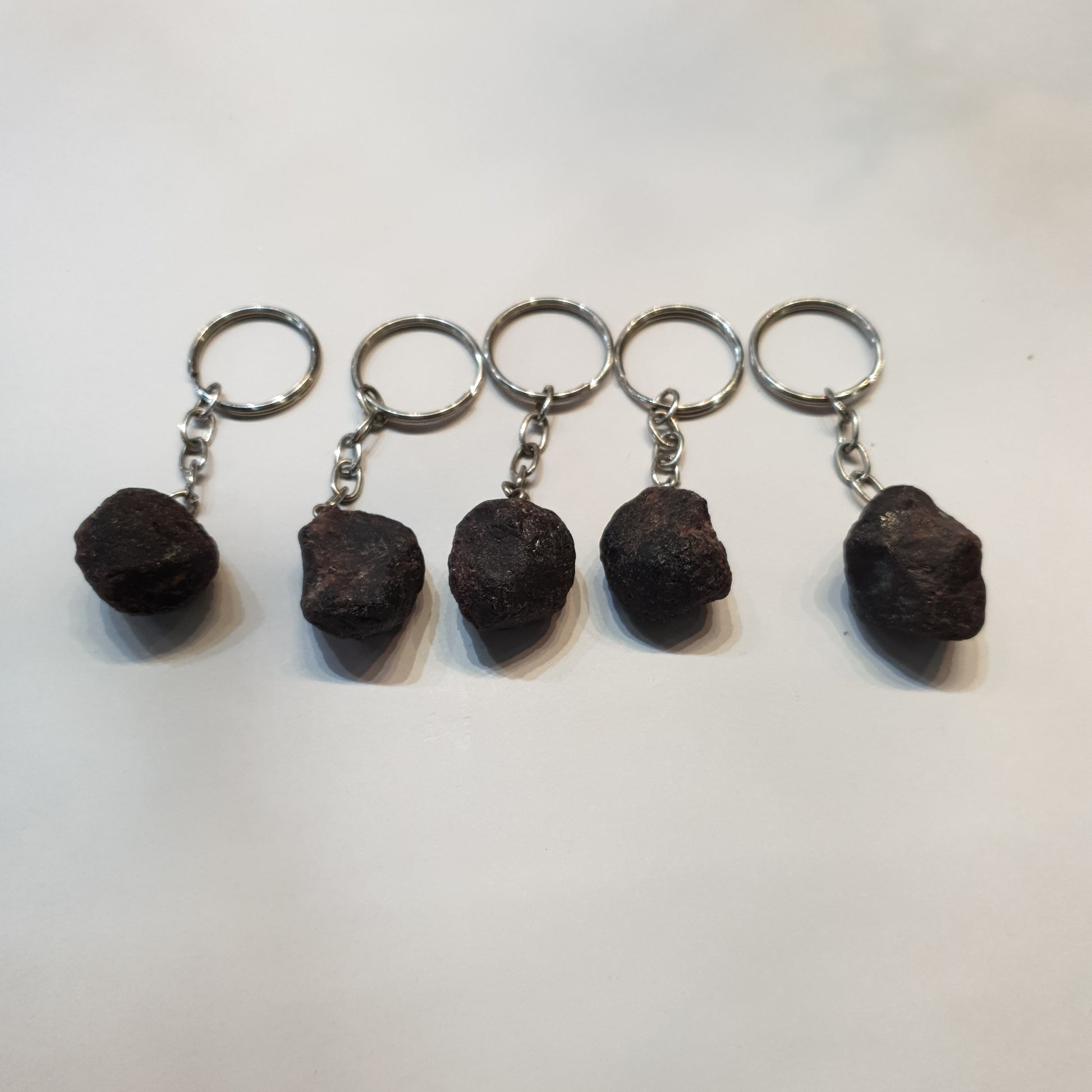 Raw Garnet key ring - assorted - Rivendell Shop