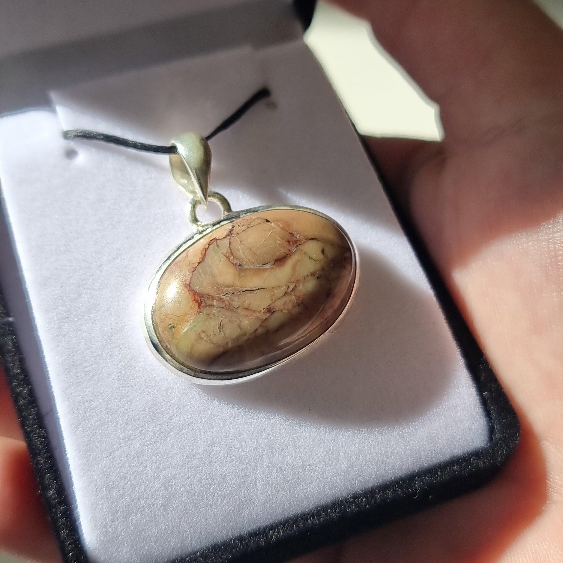 Jasper pendant - Rivendell Shop