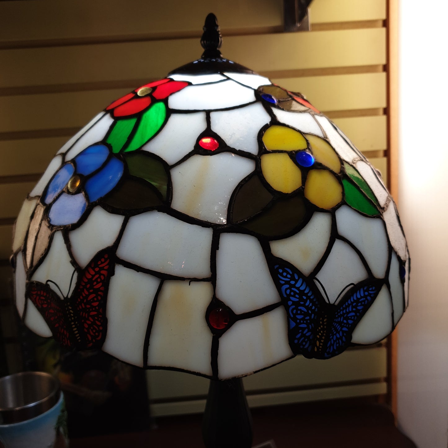 Tiffany Lamp butterfly - Rivendell Shop