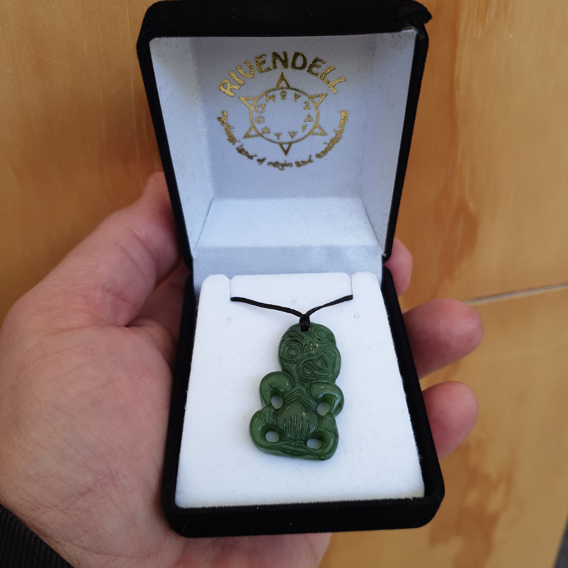 Greenstone Tiki Pendant 30x20 mm - Rivendell Shop