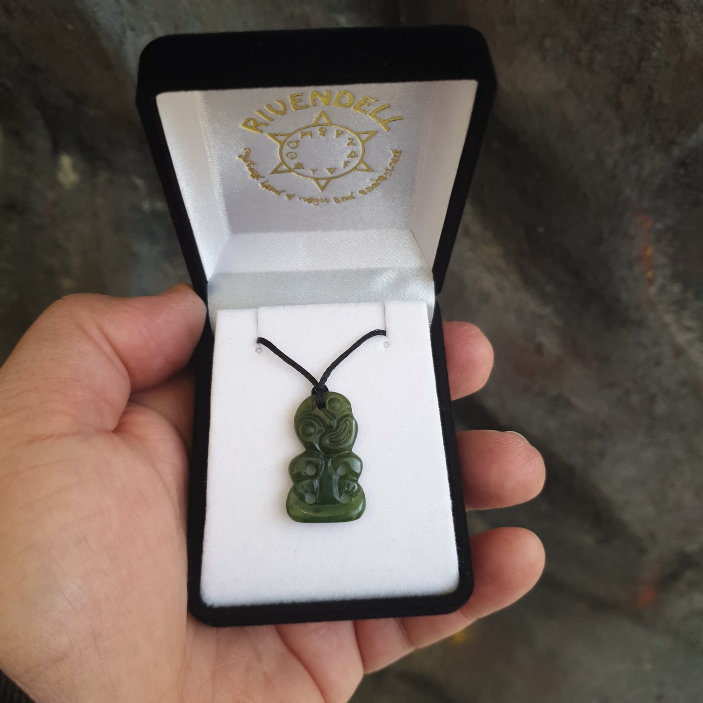 Greenstone Small Tiki Pendant 25 x 15mm - Rivendell Shop