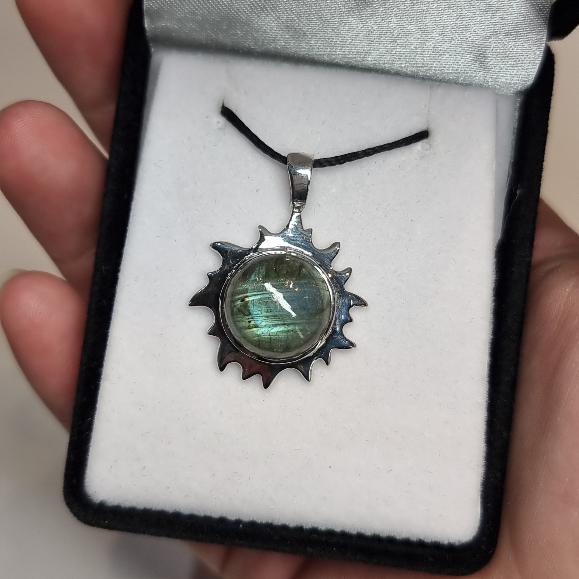 Labradorite sterling silver pendant - Rivendell Shop