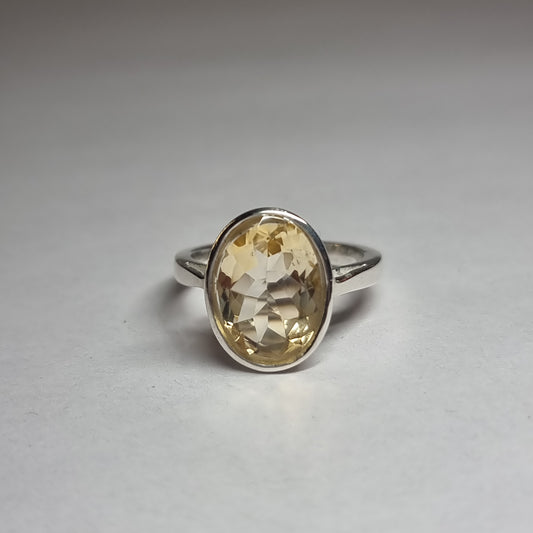 Citrine ring - Rivendell Shop