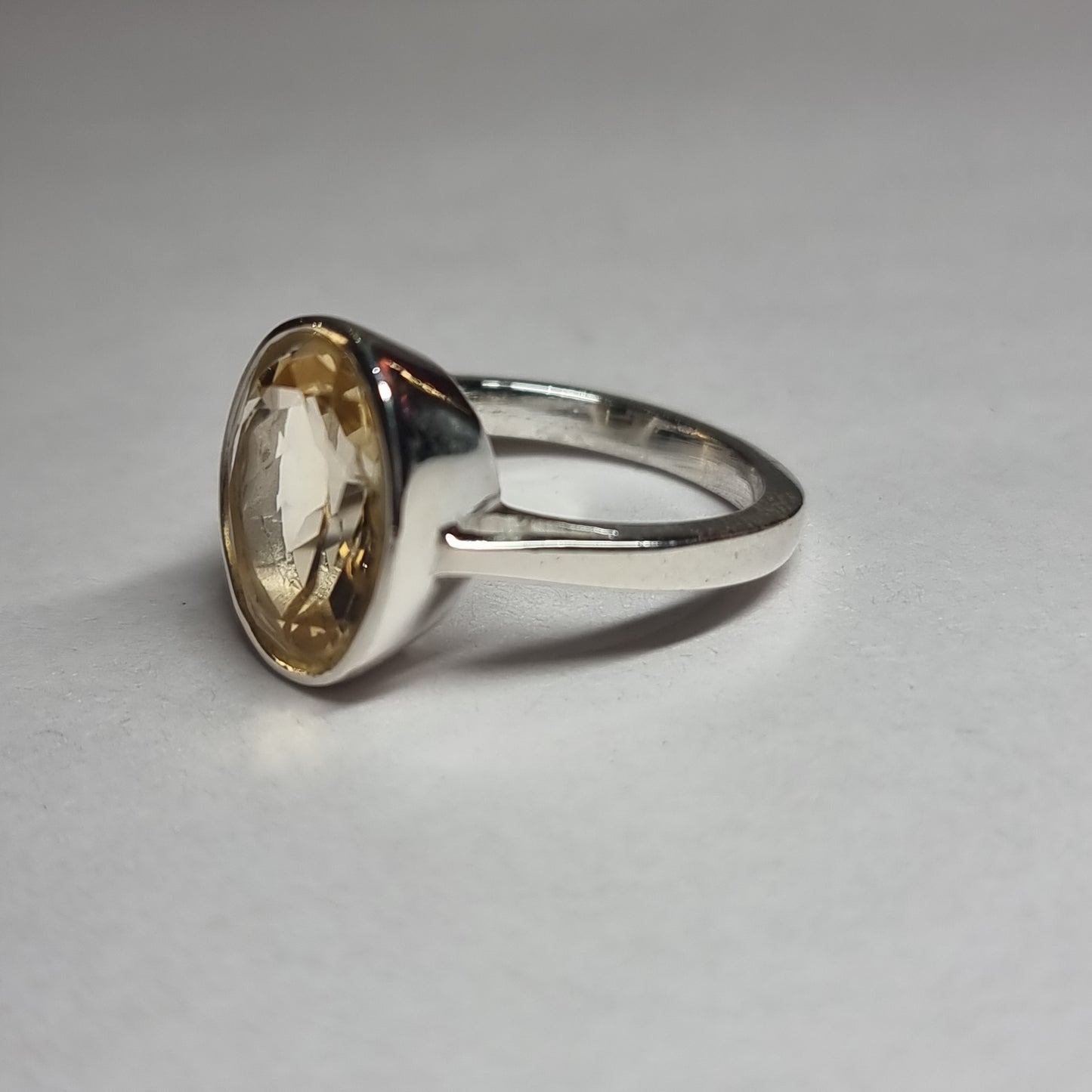 Citrine ring - Rivendell Shop