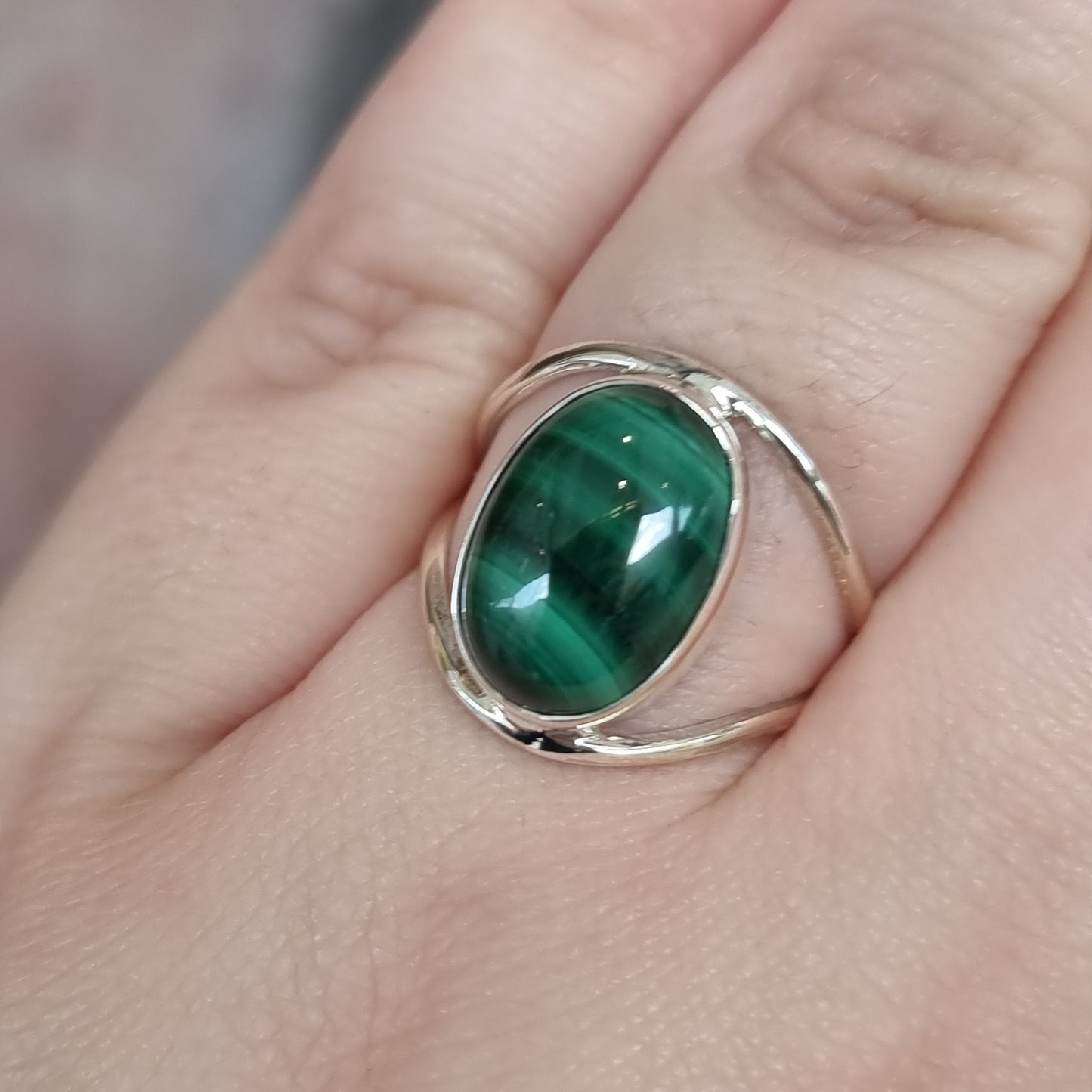 Malachite ring - Rivendell Shop