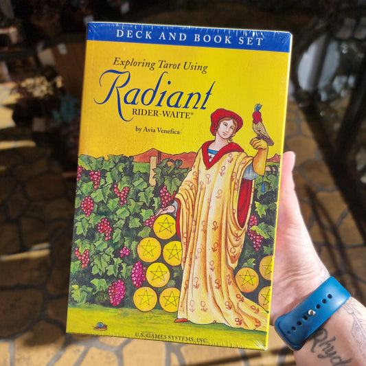 Exploring tarot using radiant rider waite set - Rivendell Shop