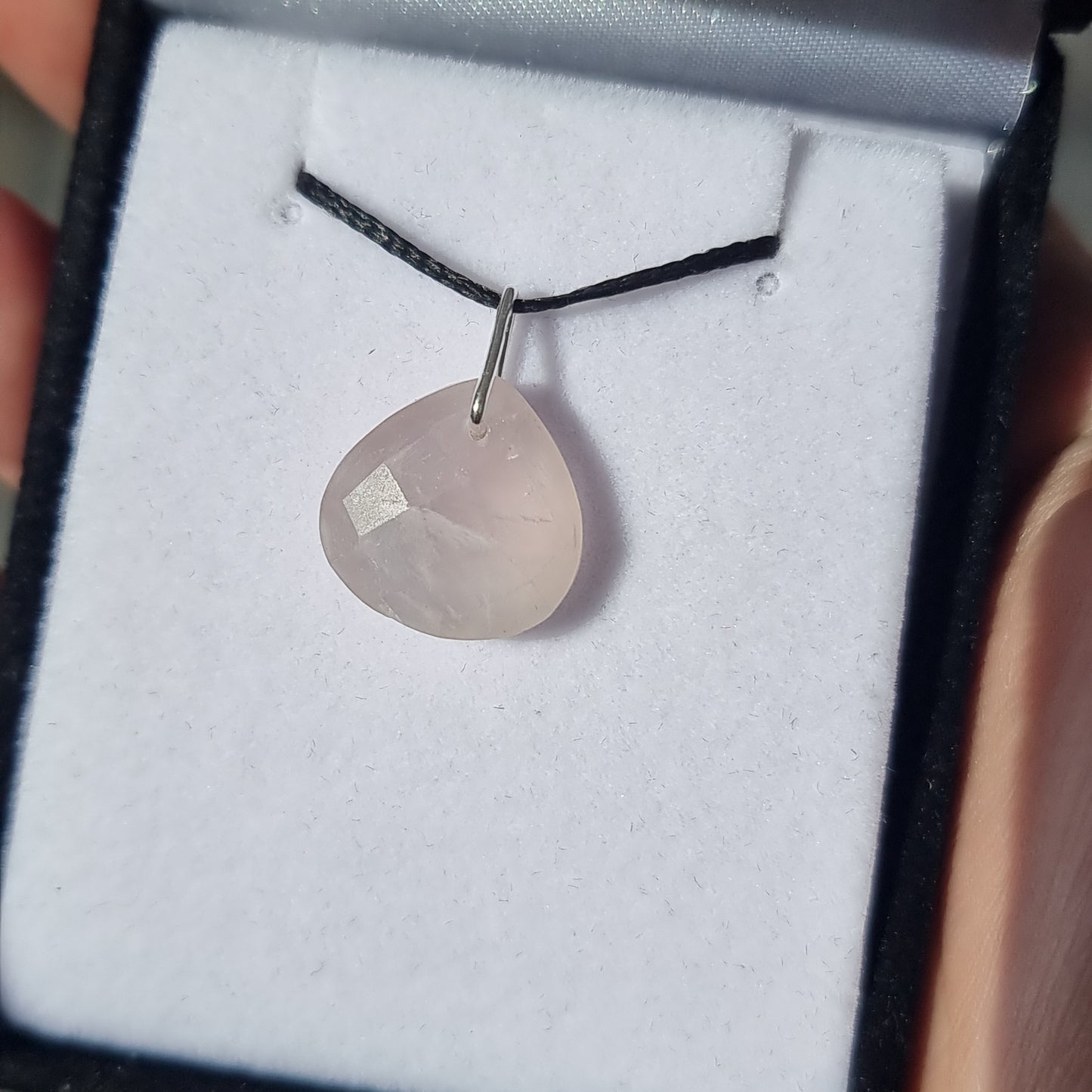 Rose quartz pendant - Rivendell Shop