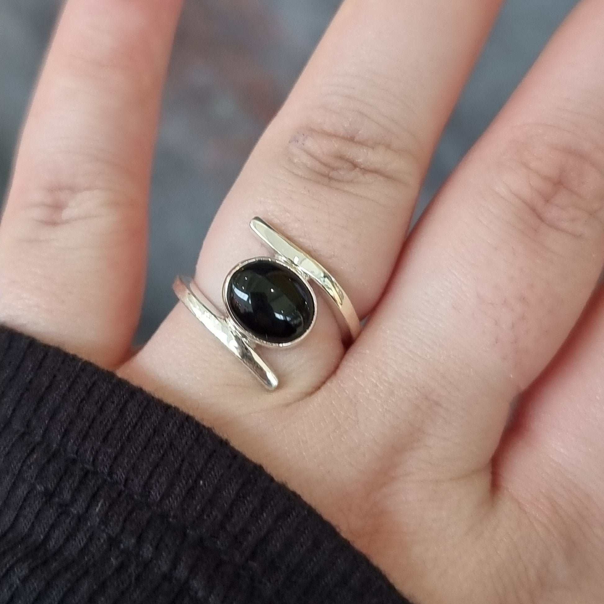 Black onyx ring - Rivendell Shop