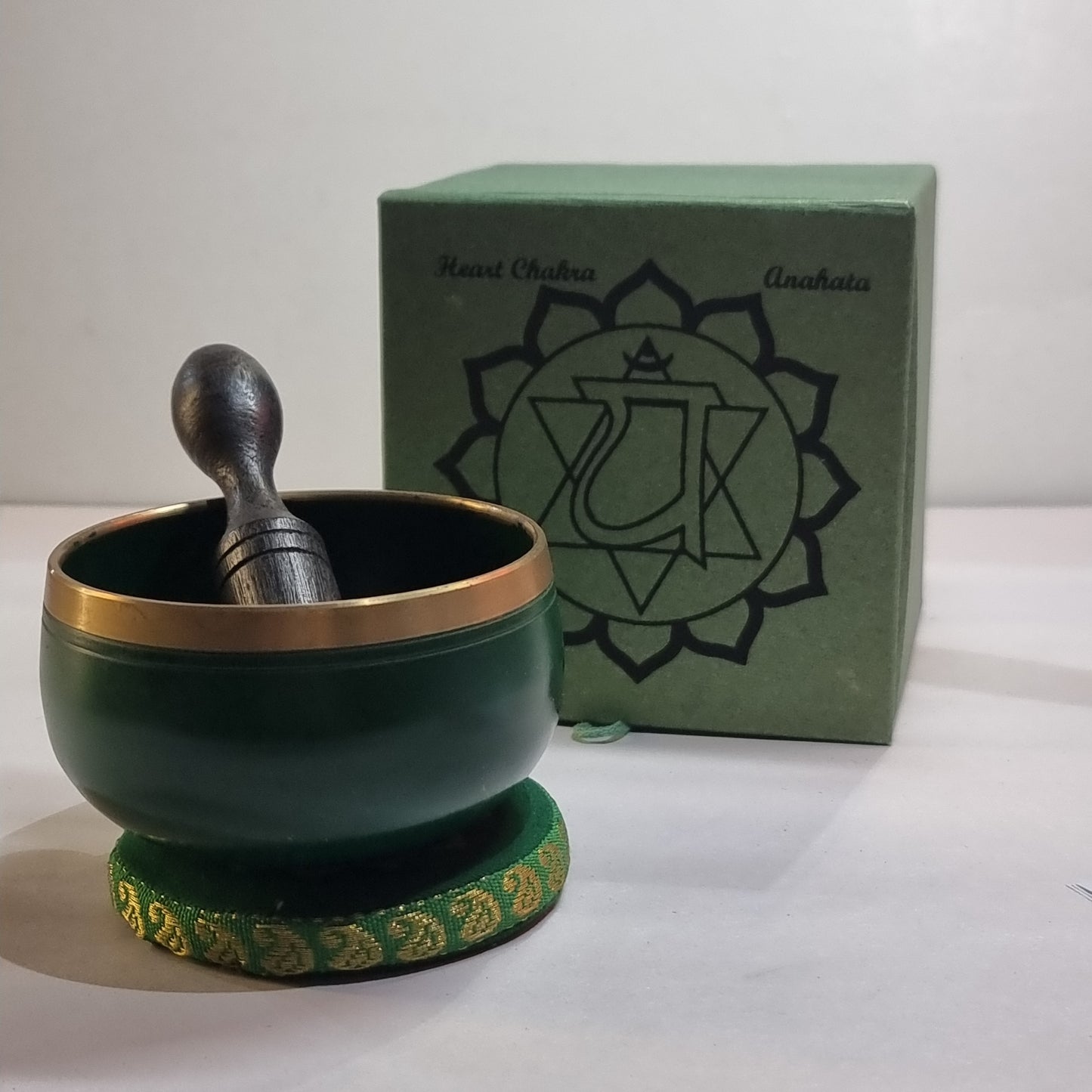 Singing bowl set - heart chakra - Rivendell Shop