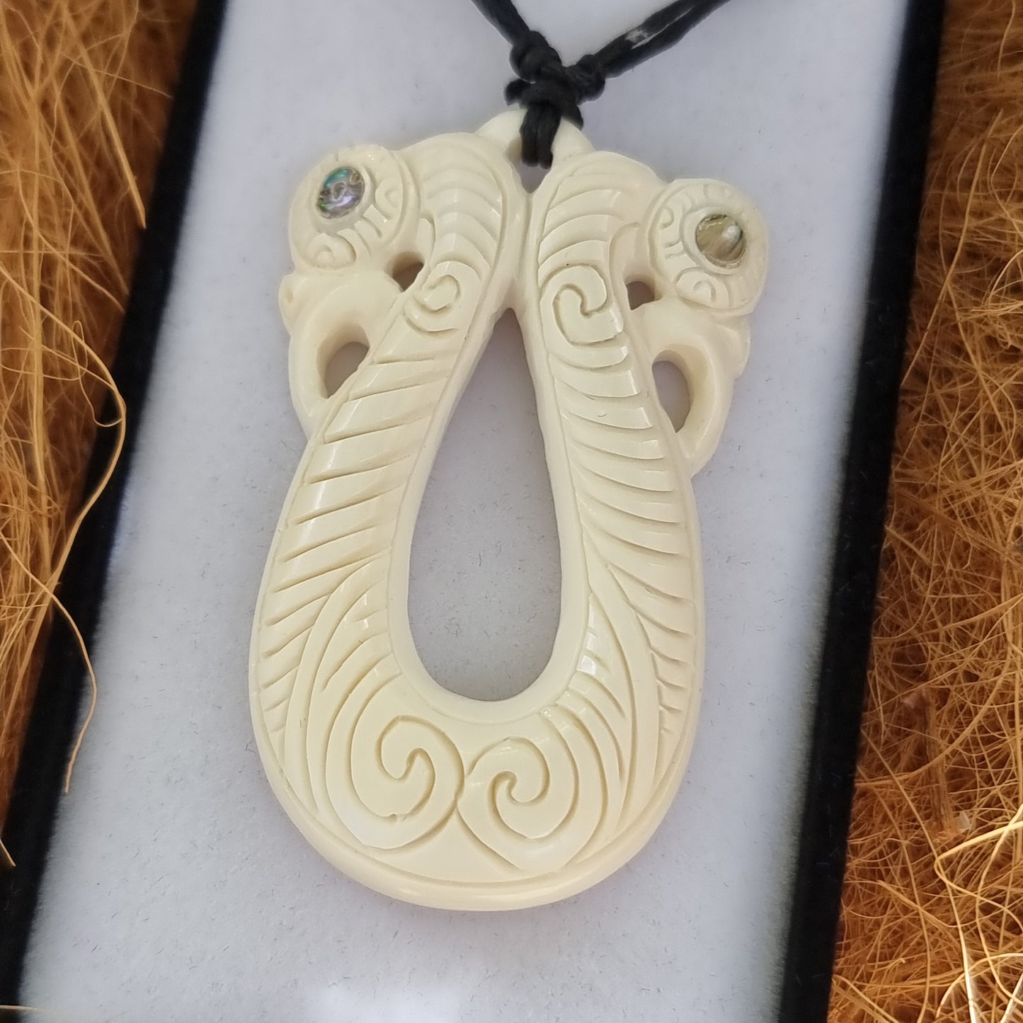 Twin manaia bone carving - Rivendell Shop