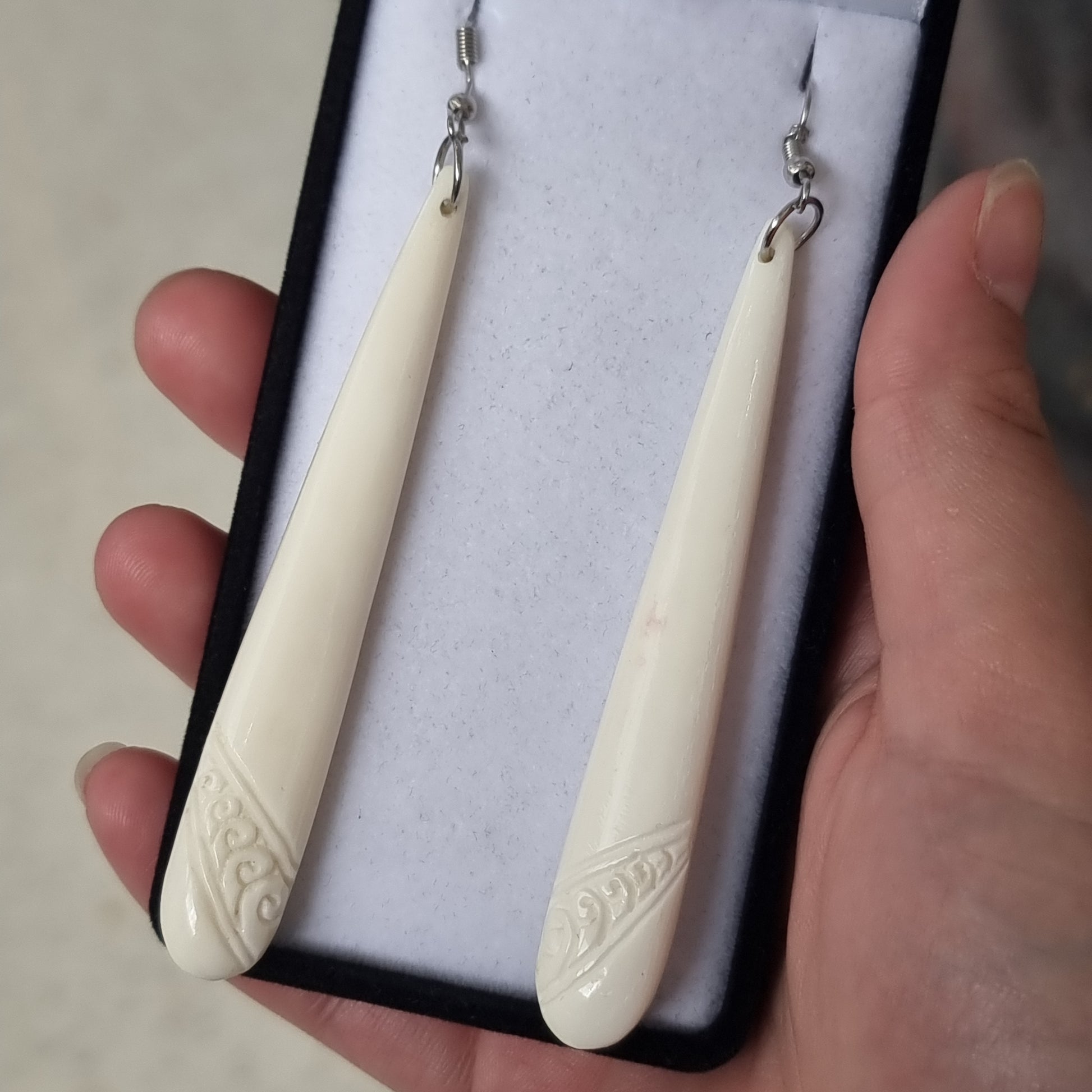 Bone earrings - Rivendell Shop