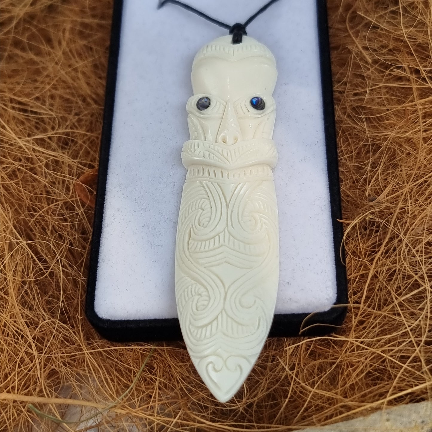 Taiaha carving - Rivendell Shop