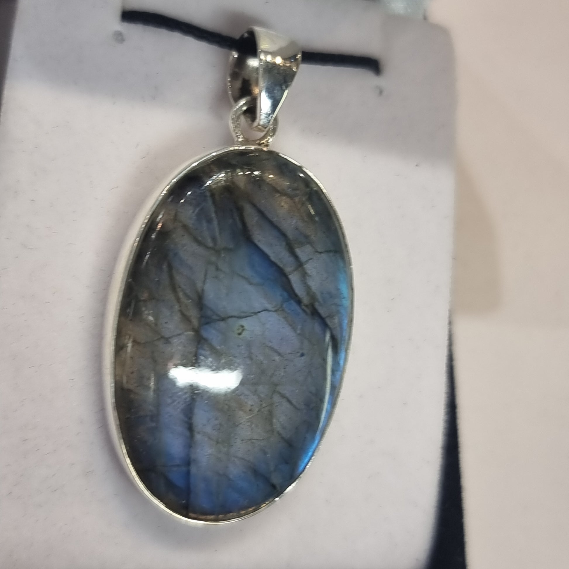 Labradorite pendant - Rivendell Shop