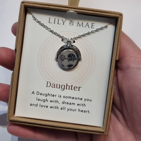 L&M spinning necklace - Daughter - Rivendell Shop