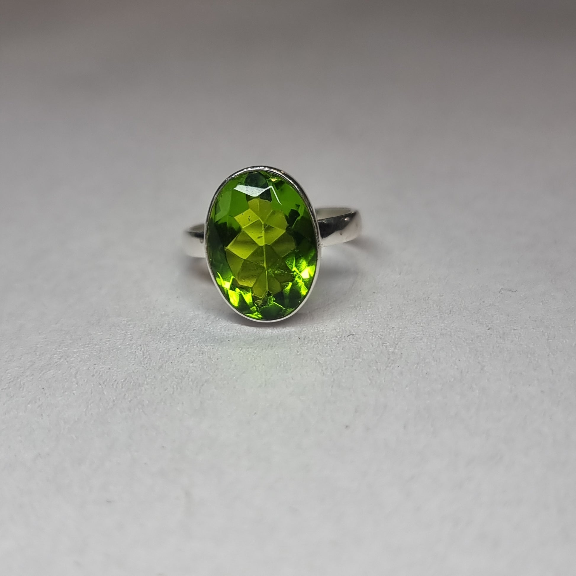 Peridot ring - Rivendell Shop