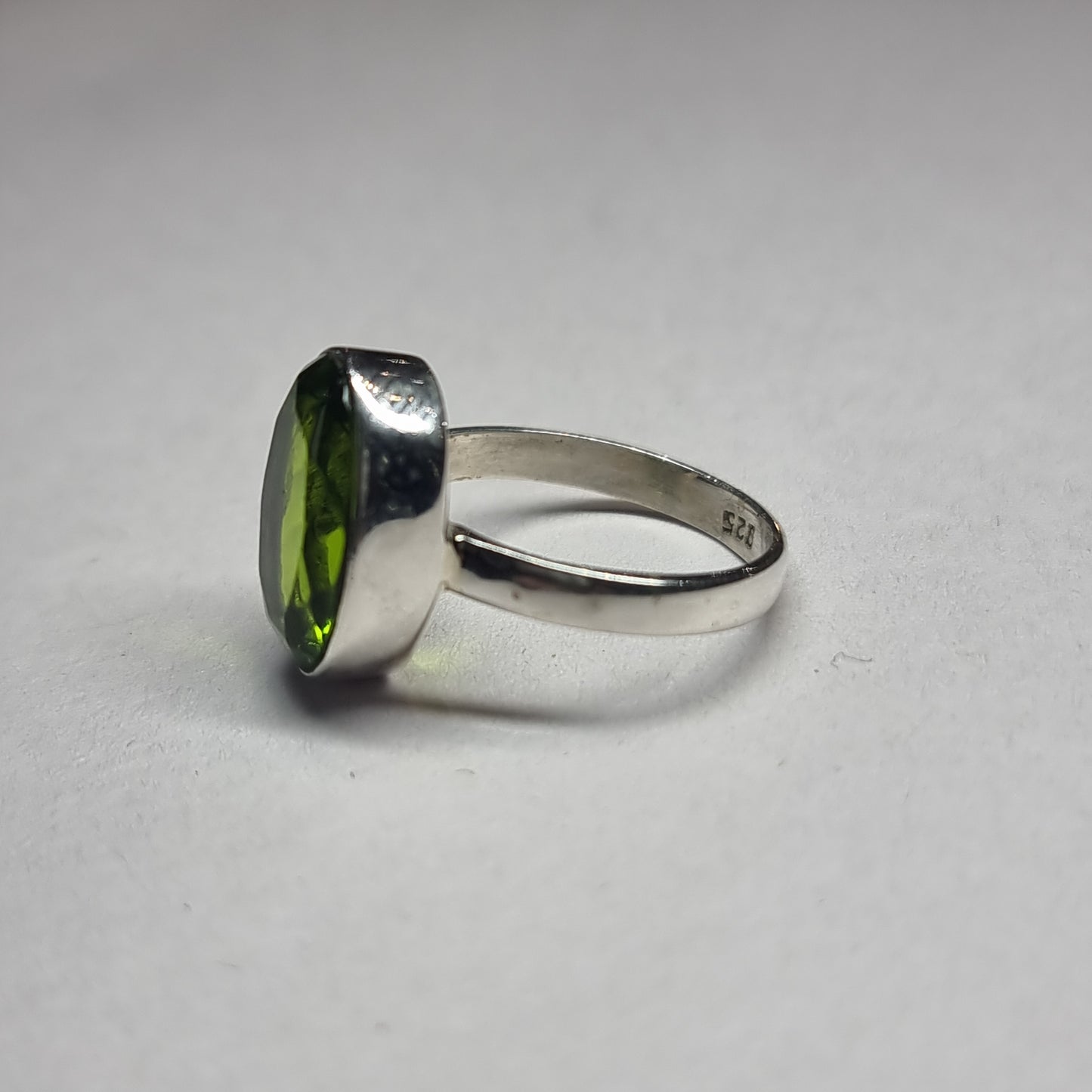 Peridot ring - Rivendell Shop