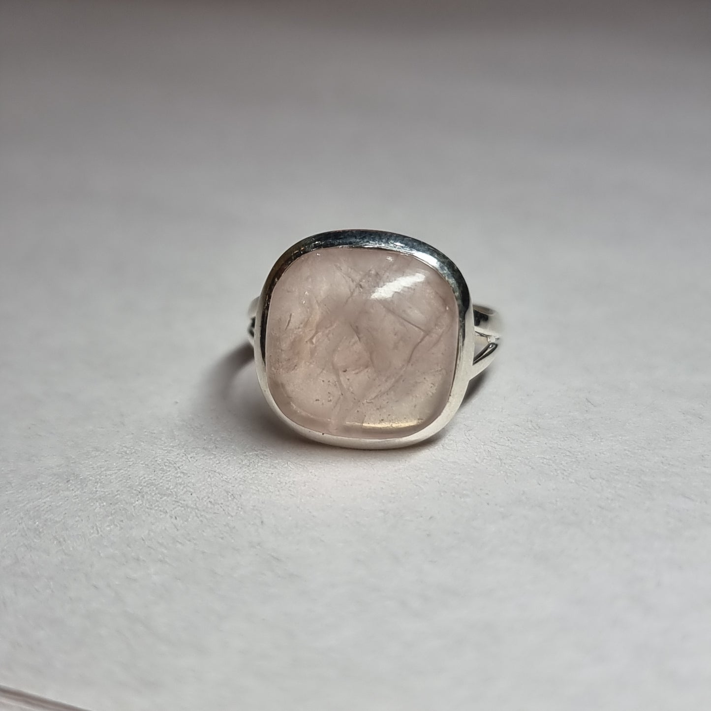 Rose quartz ring - Rivendell Shop