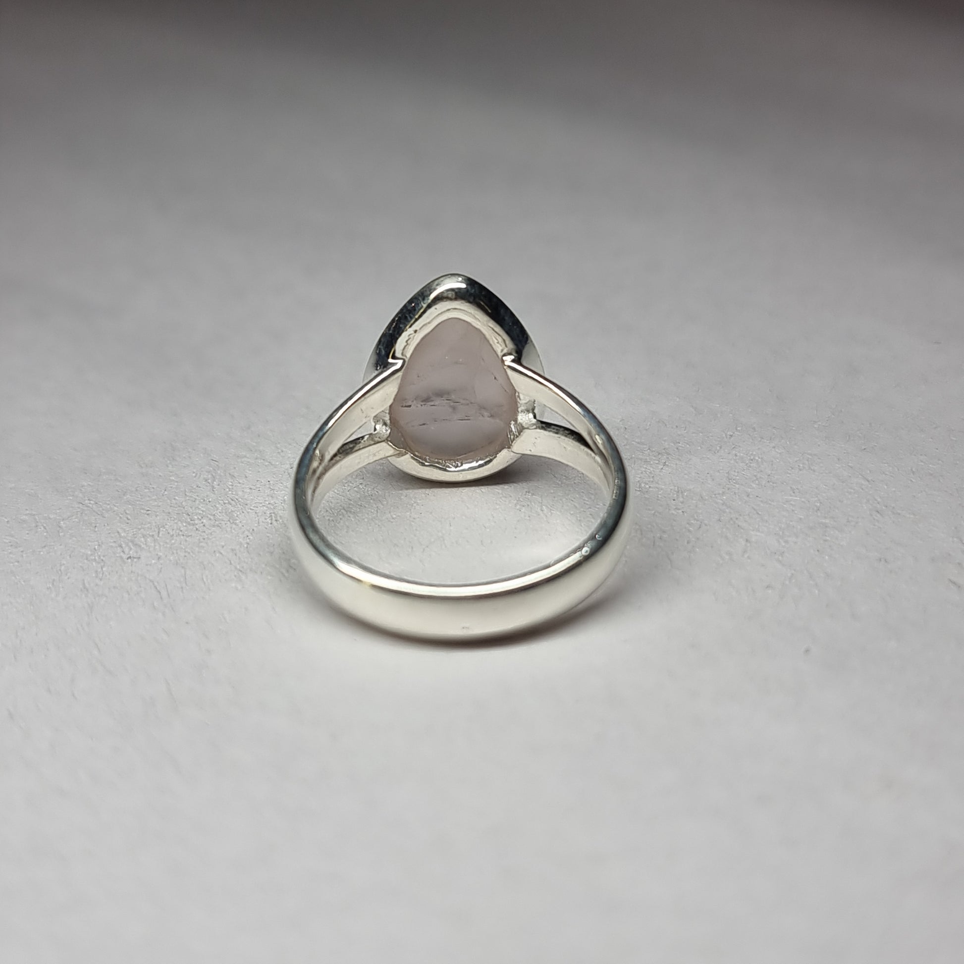 Rose quartz ring - Rivendell Shop