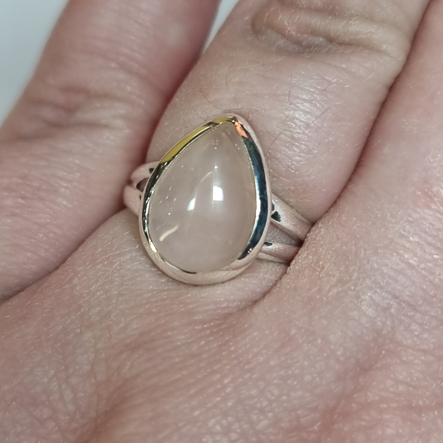 Rose quartz ring - Rivendell Shop