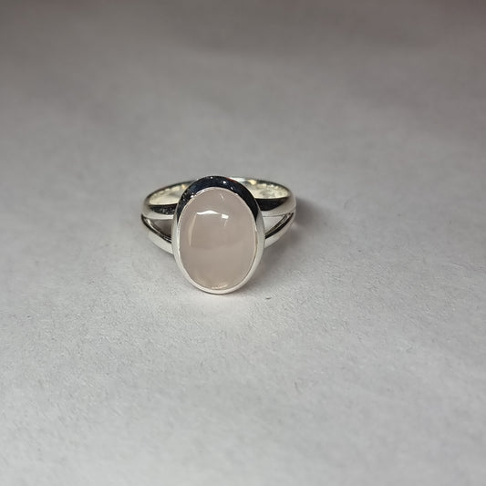 Rose quartz ring - Rivendell Shop