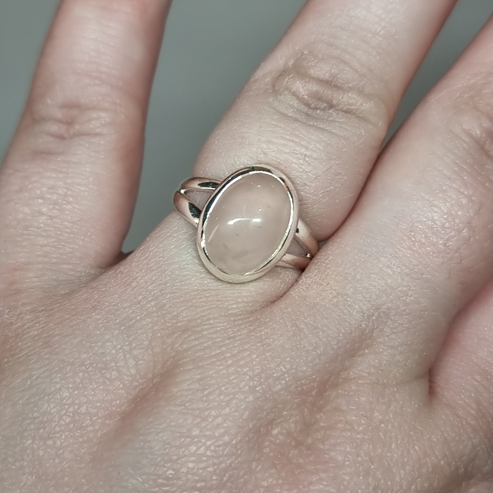 Rose quartz ring - Rivendell Shop