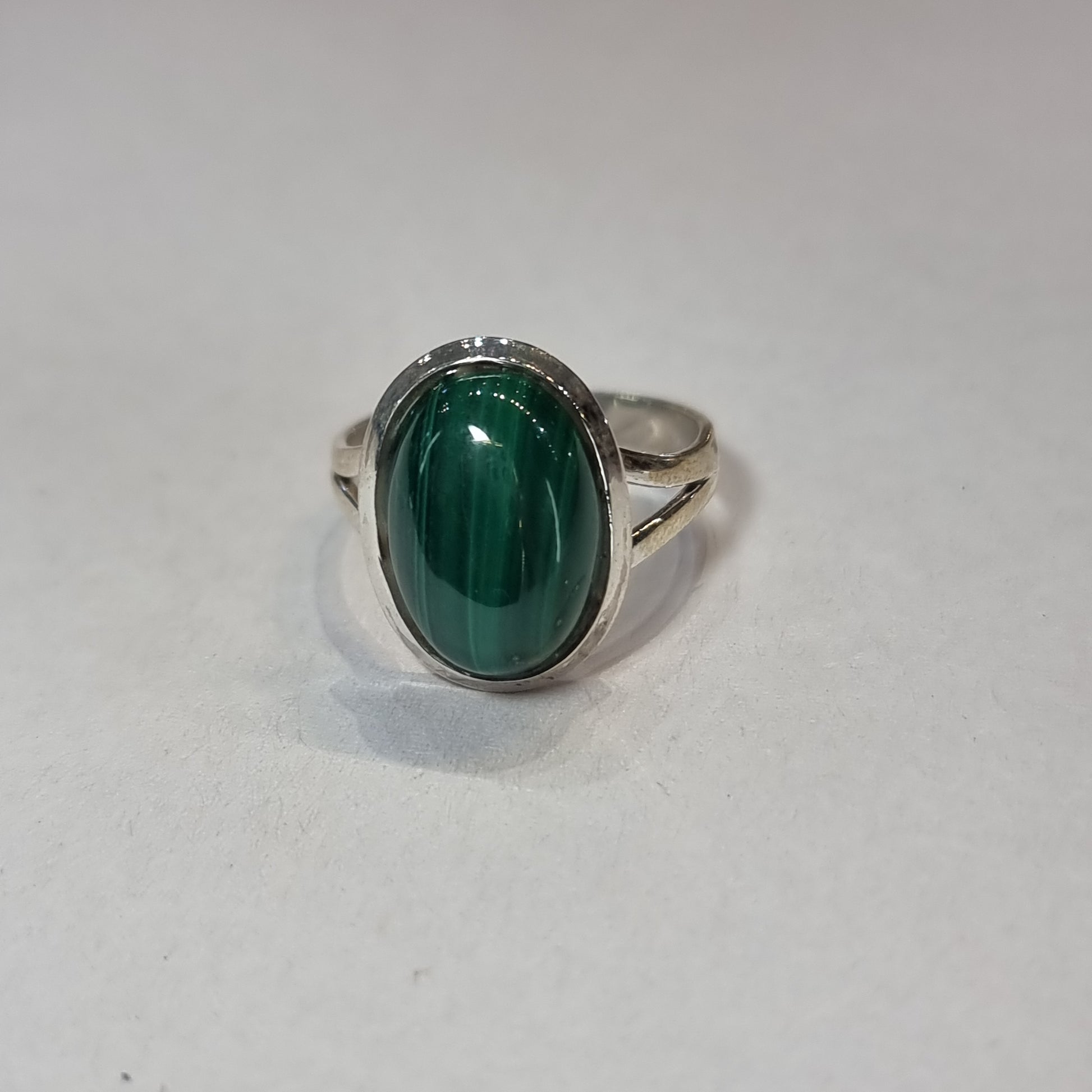 Malachite ring - Rivendell Shop