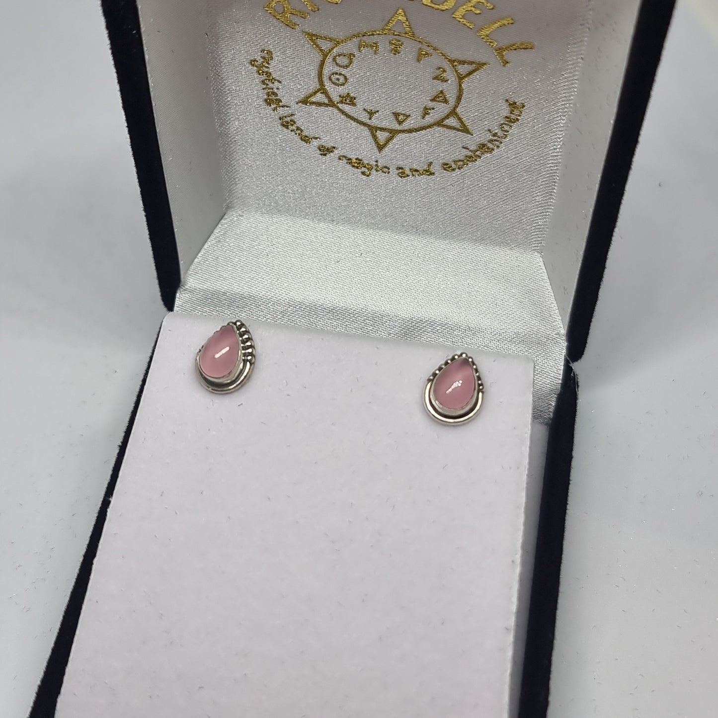 Rose quartz studs - Rivendell Shop