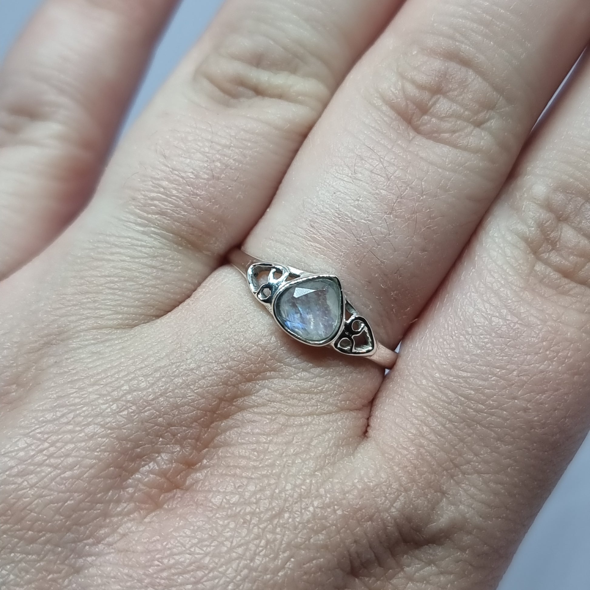 Moonstone ring - Rivendell Shop