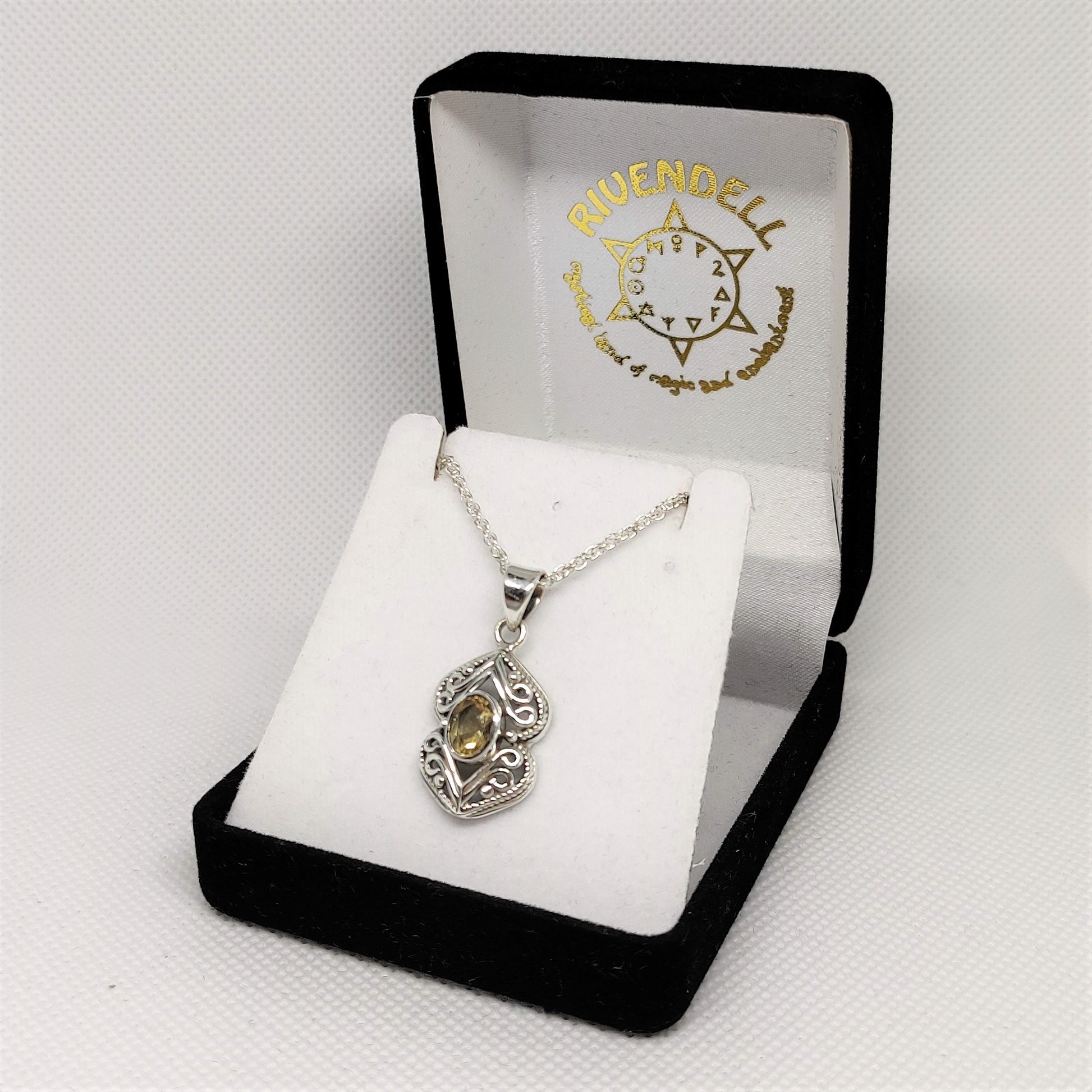 Vintage Citrine 925 Sterling Silver Pendant - Rivendell Shop