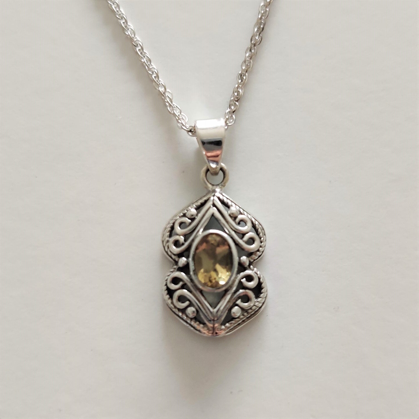 Vintage Citrine 925 Sterling Silver Pendant - Rivendell Shop