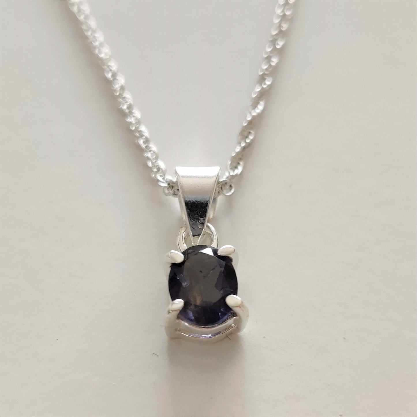 Oval Iolite 925 Sterling Silver Pendant - Rivendell Shop