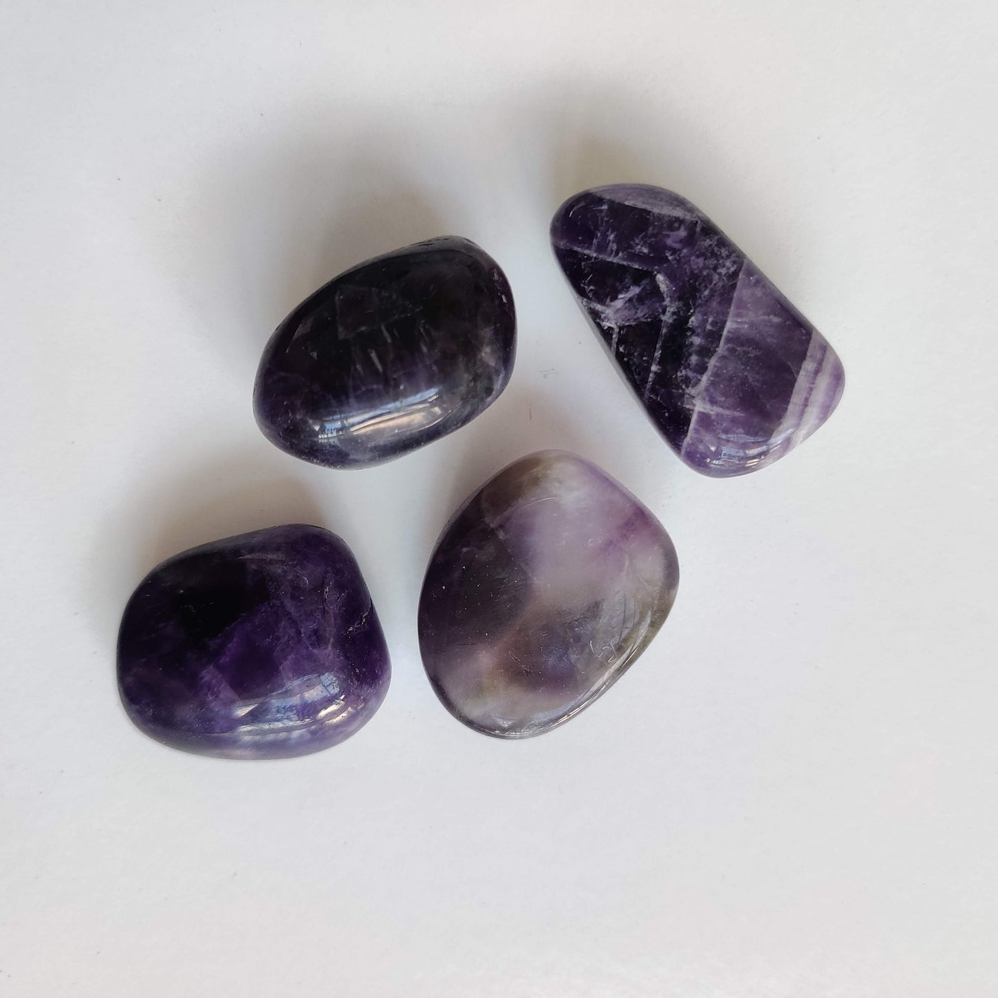 Dark Amethyst Tumbled Crystal (2-3cm) - Rivendell Shop