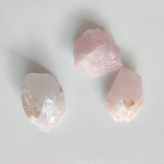 Rose Quartz Rough Tumbled Crystal (1-2cm) - Rivendell Shop