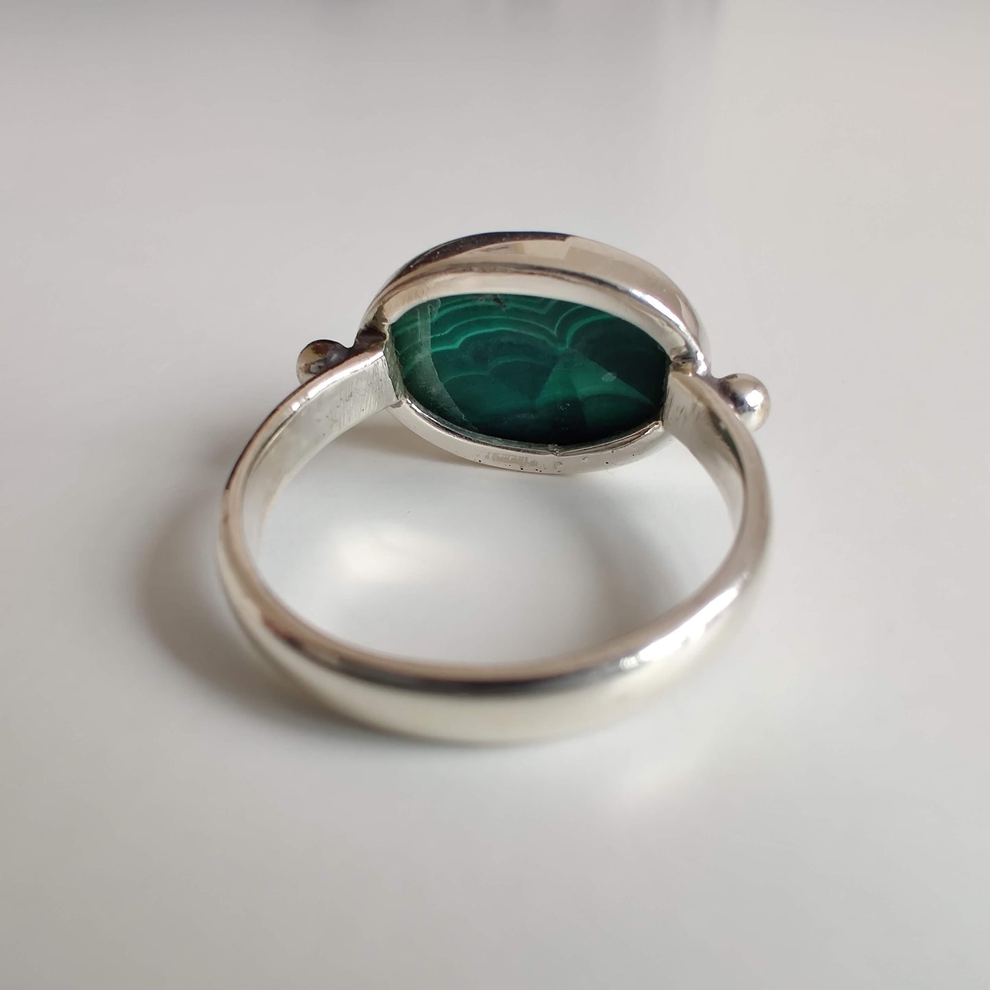 Malachite Oval 925 Sterling Silver Ring - Rivendell Shop