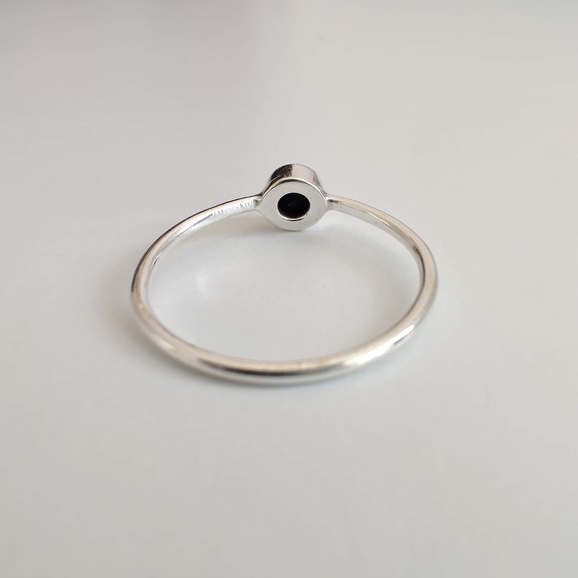 Black Onyx Delicate 925 Sterling Silver Ring - Rivendell Shop