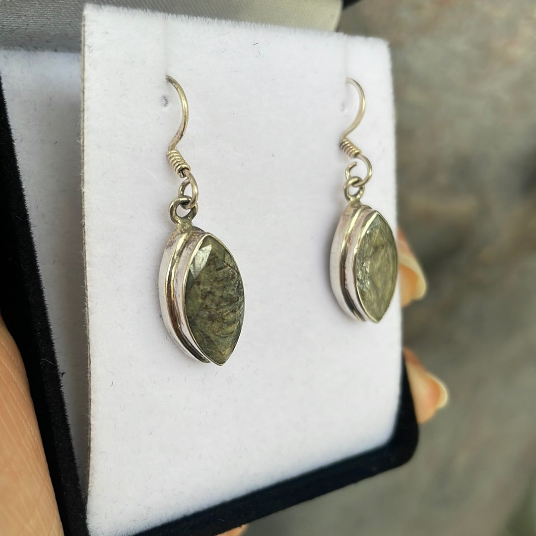 Sapphire sterling silver earrings - Rivendell Shop