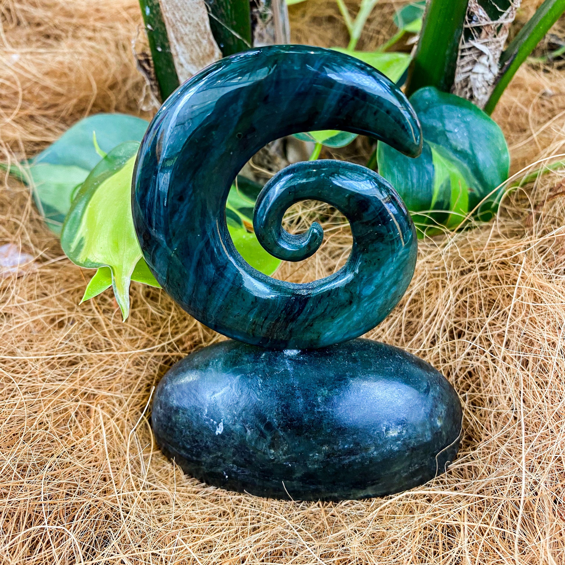 Standing Greenstone Piece - Koru - Rivendell Shop