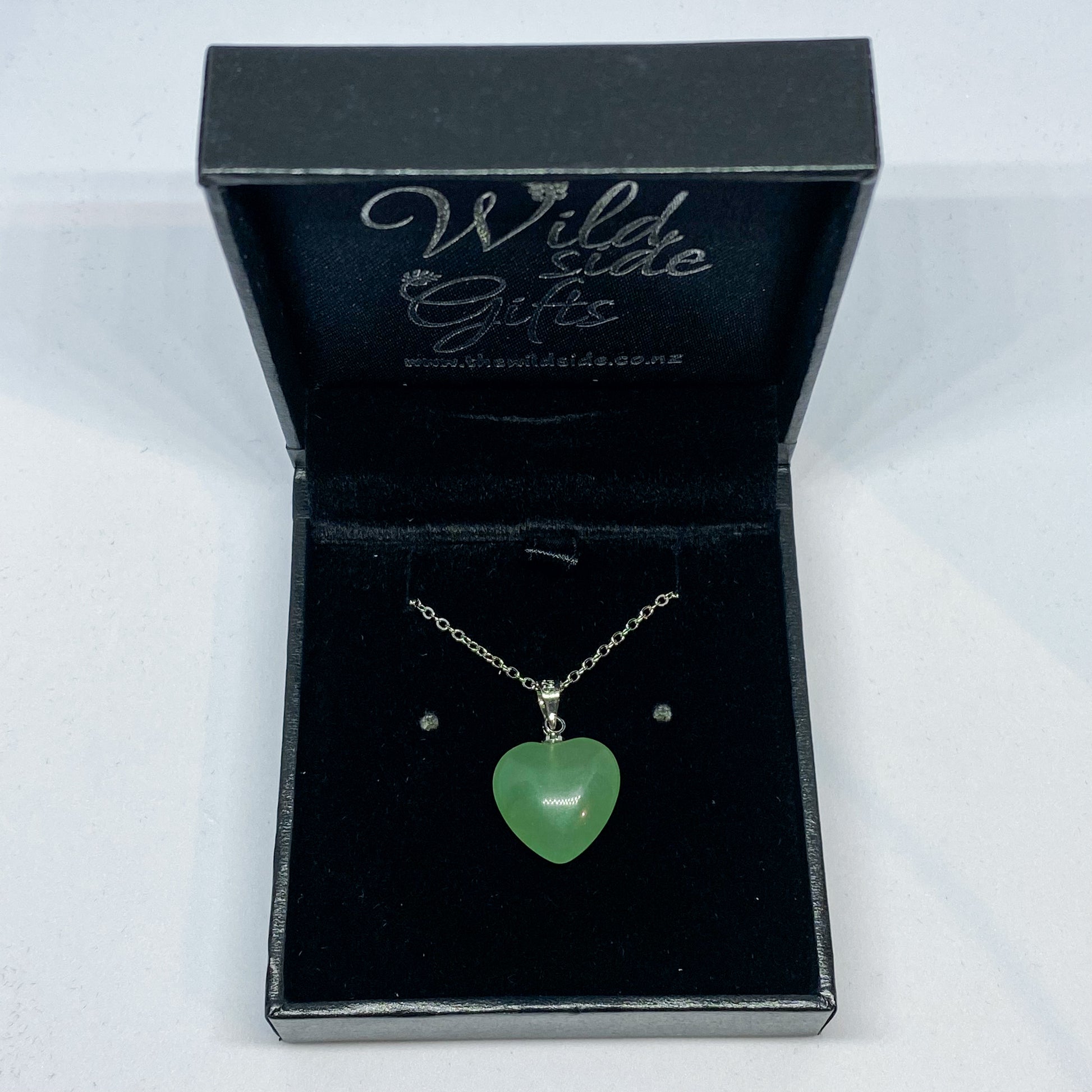Green Aventurine Heart Pendant - Rivendell Shop