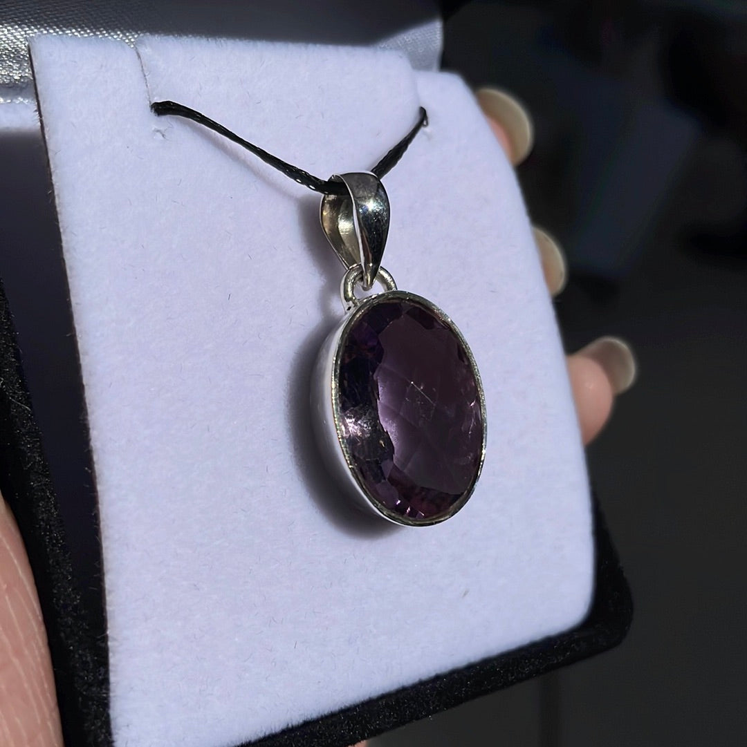 Sterling silver oval amethyst pendant - Rivendell Shop