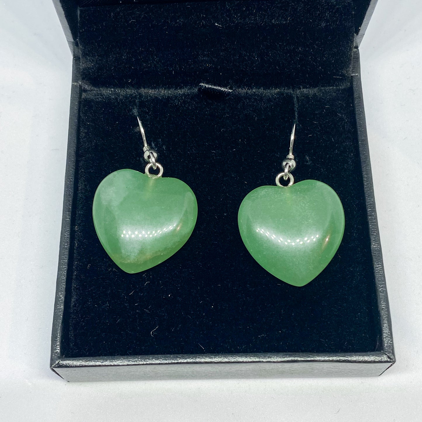 Green Aventurine Heart Earrings - Rivendell Shop