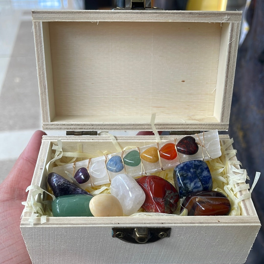 Chakra pack in wooden box - Rivendell Shop