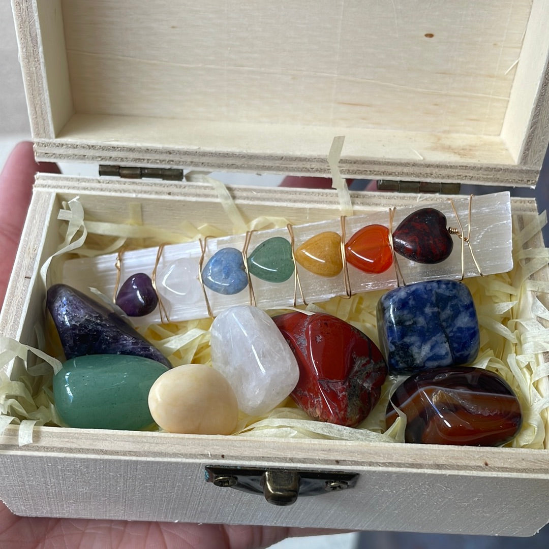 Chakra pack in wooden box - Rivendell Shop