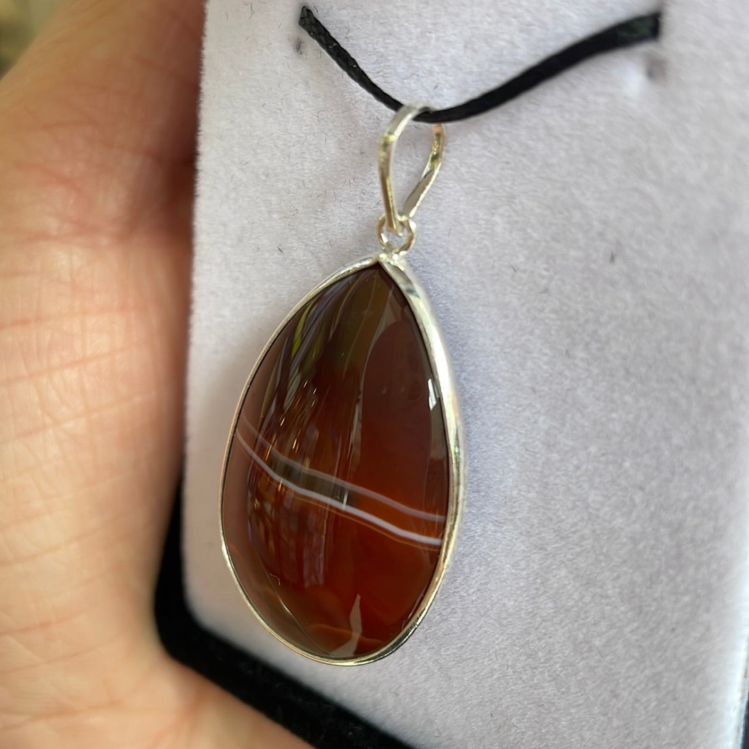 Teardrop carnelian silver pendant - Rivendell Shop