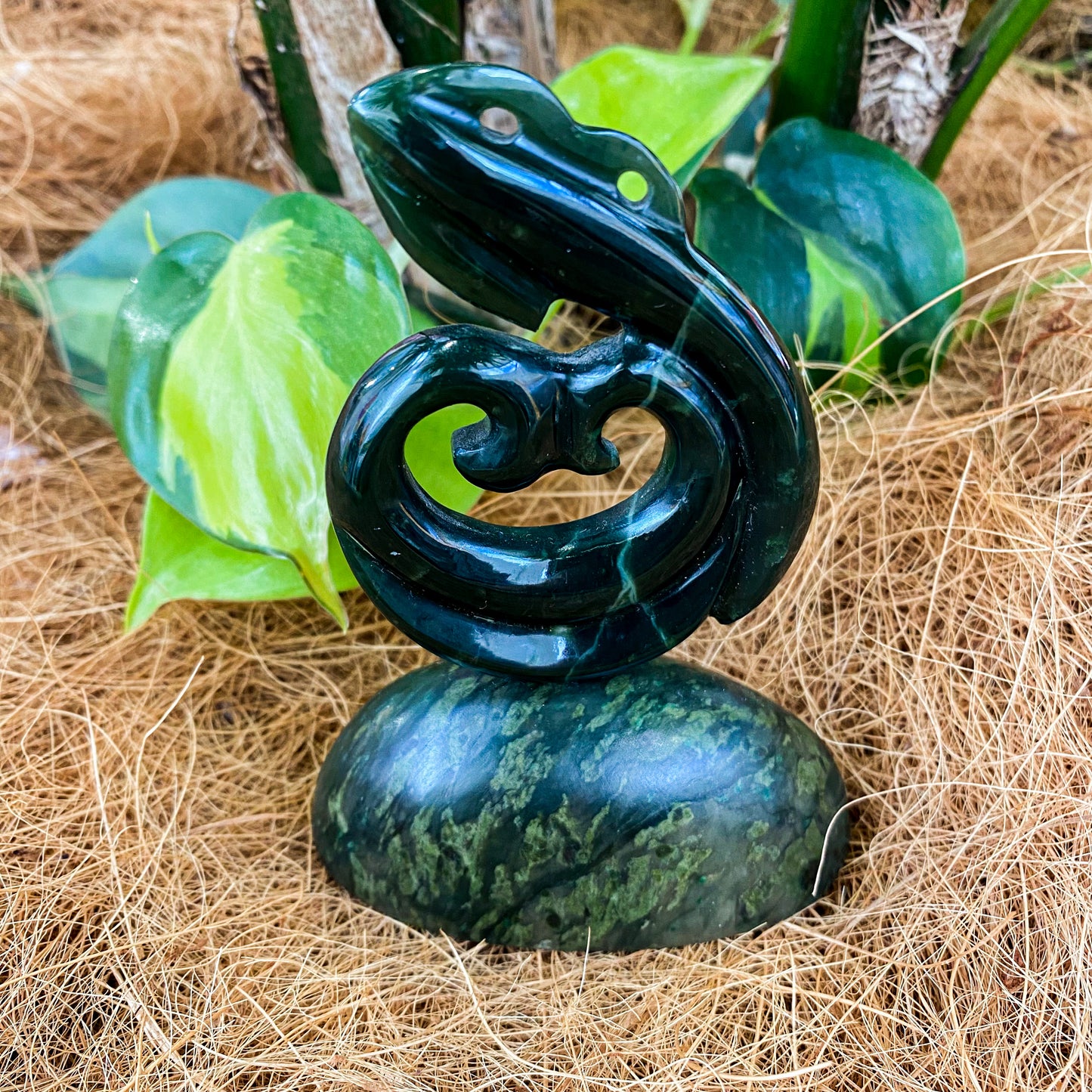 Standing Greenstone Piece - Manaia - Rivendell Shop