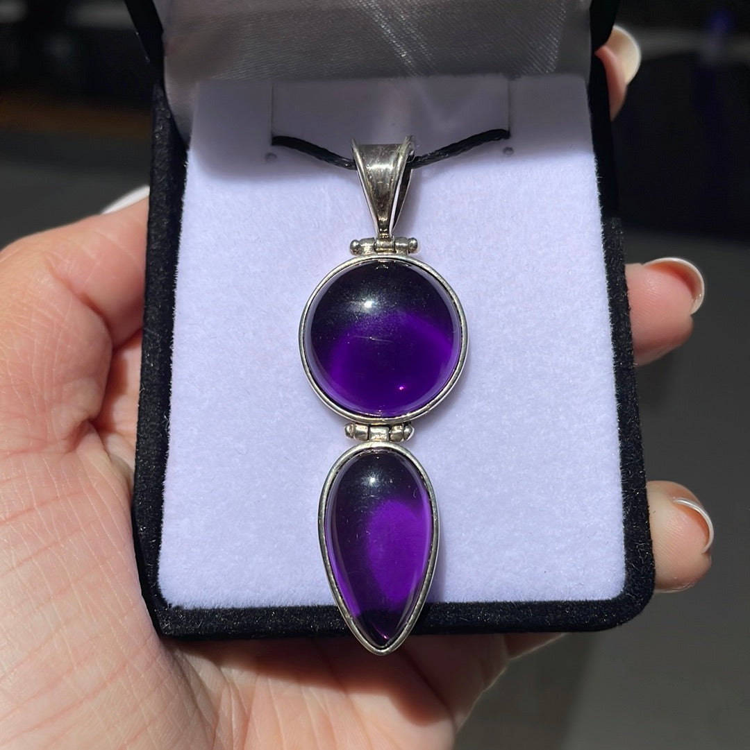 Sterling silver amethyst pendant - Rivendell Shop