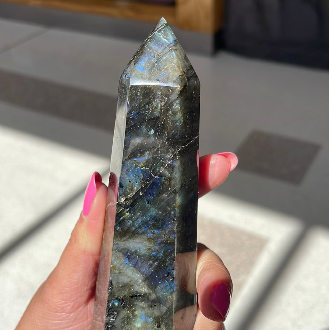 Labradorite point - Rivendell Shop