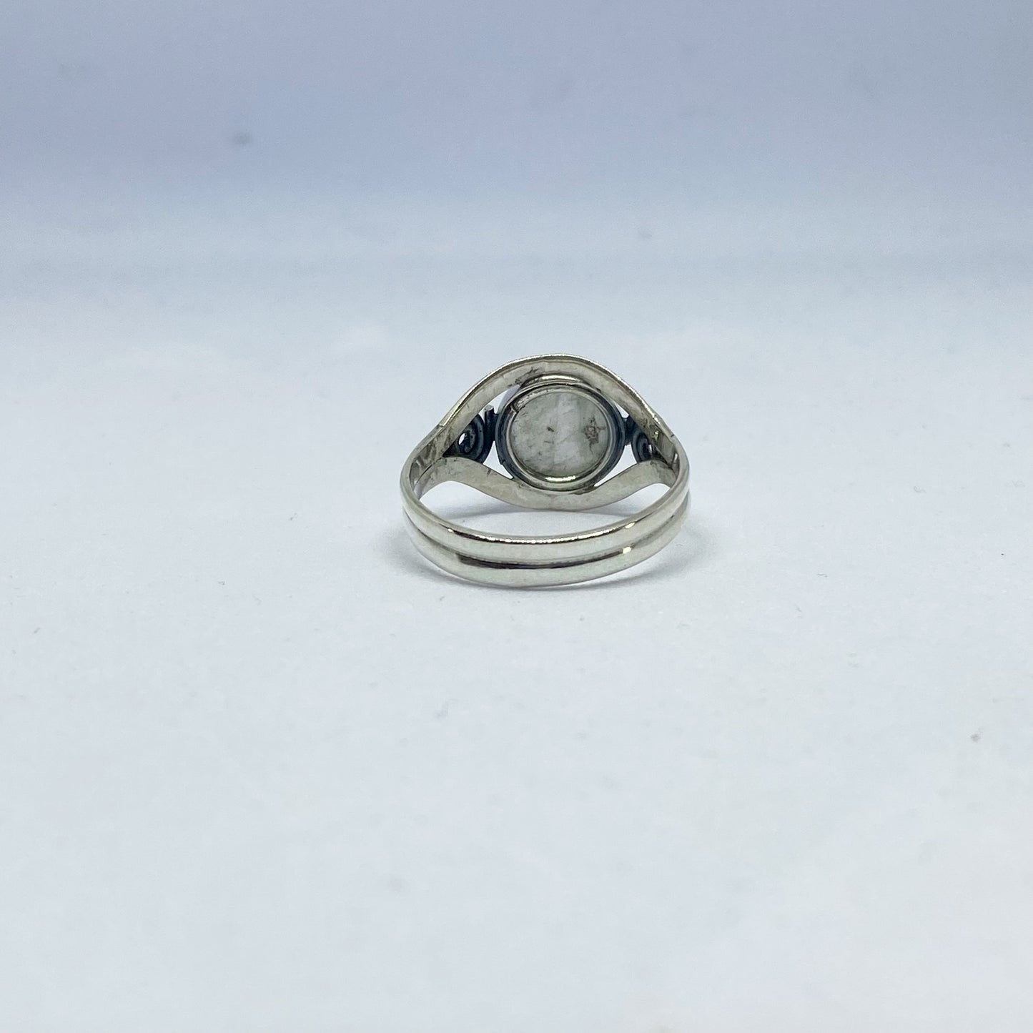 Moonstone 925 Sterling Silver Ring w Spiral - Rivendell Shop