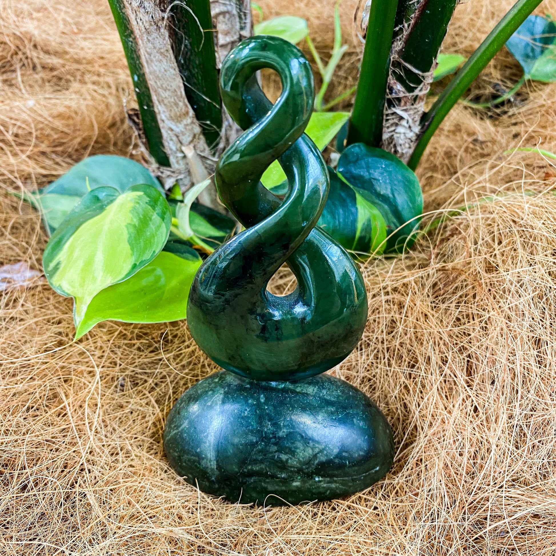 Standing Greenstone Piece - Double Twist - Rivendell Shop