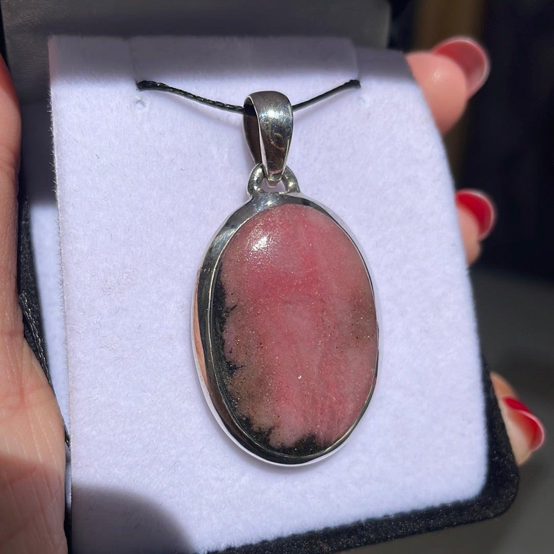 Rhodonite silver pendant - Rivendell Shop